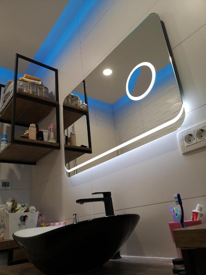 Apartma Ella
