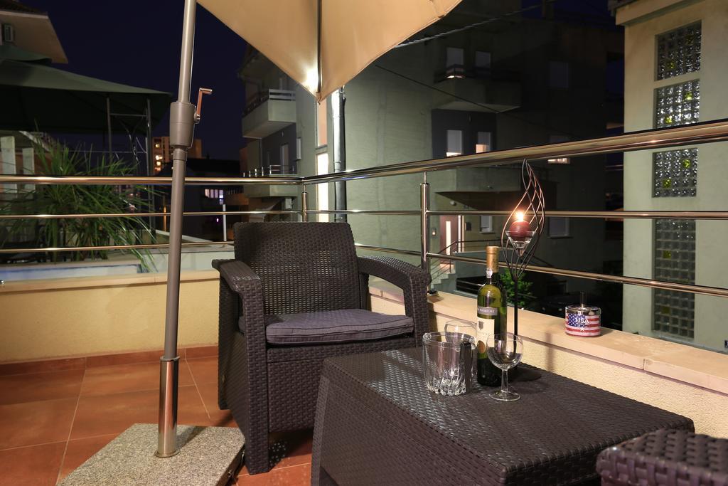 Ella Apartma