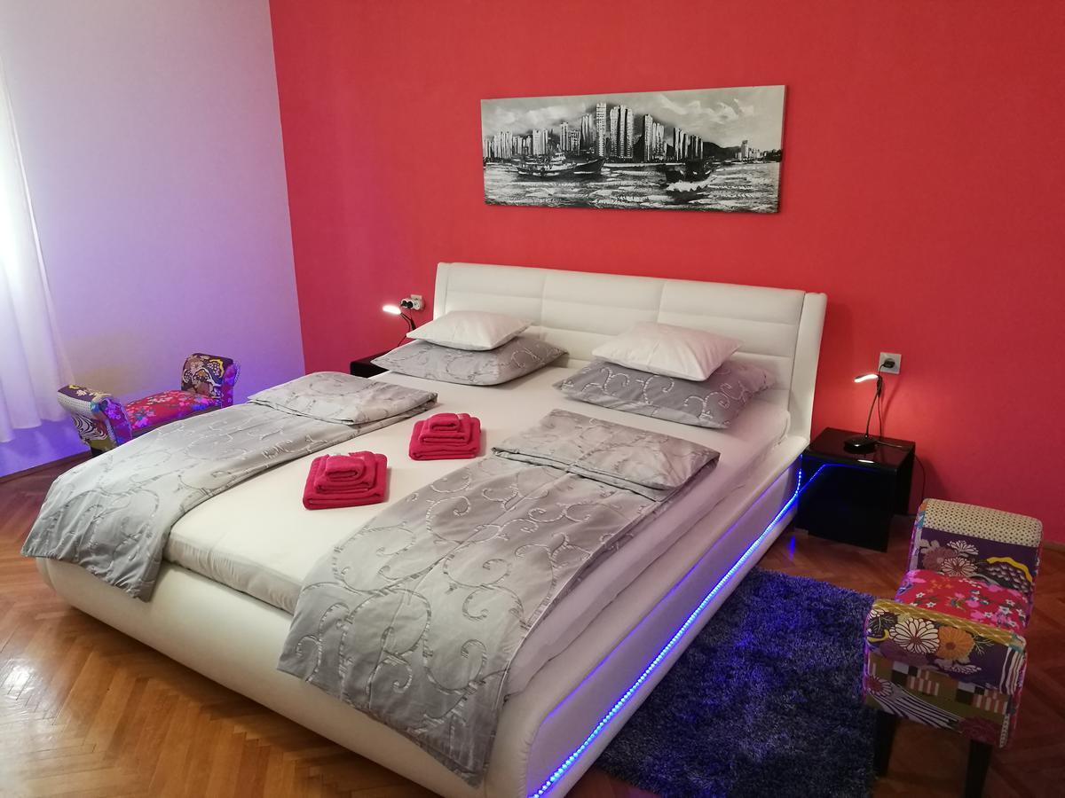 Apartma Ella